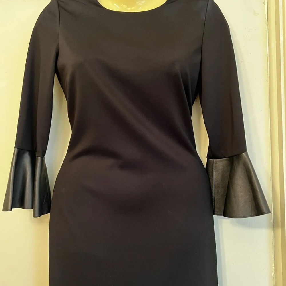 Alice & Olivia Classics  Black Viscose dress, Lamb Leather Trim size 8